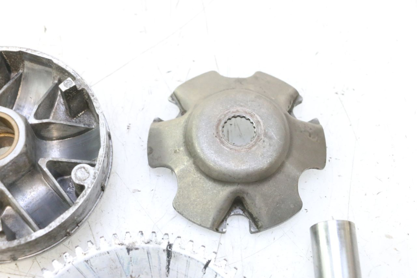 photo de VARIATOR PIAGGIO ZIP 2T 50 (2009 - 2019) - Andere kijkhoek