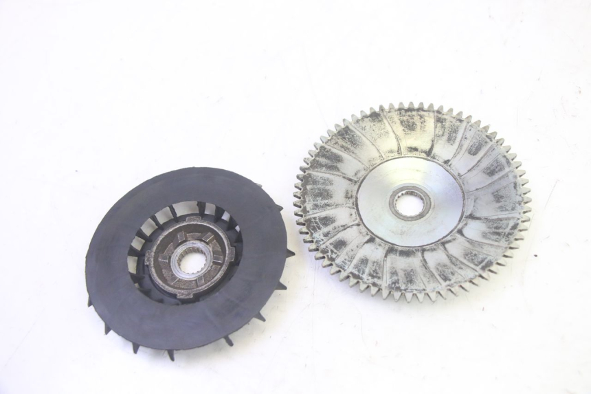 photo de VARIATOR PIAGGIO ZIP 4T 50 (2018 - 2020) - Detail van het onderdeel