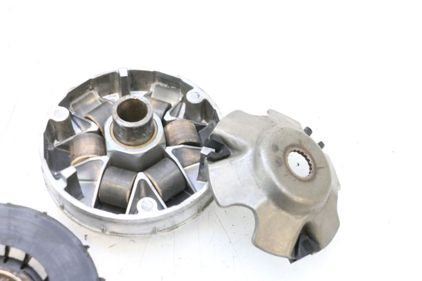 photo de VARIATOR PIAGGIO ZIP 4T 50 (2018 - 2020) - Andere kijkhoek