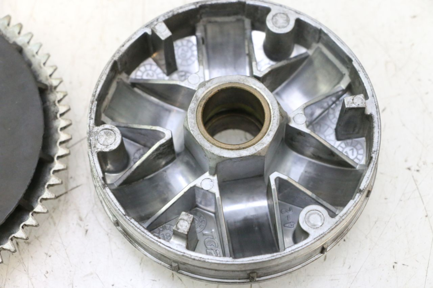 photo de VARIATOR PIAGGIO ZIP 4T 50 (2018 - 2020) - Andere kijkhoek