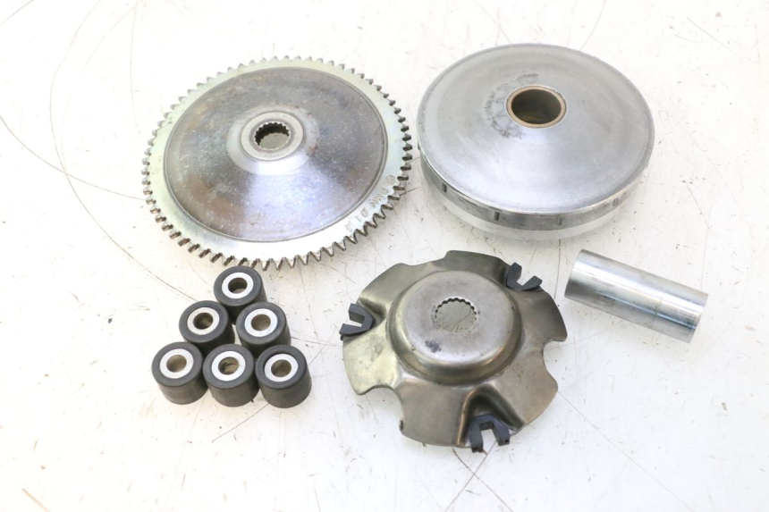 photo de VARIATOR PIAGGIO ZIP 4T 50 (2018 - 2020) - Bevestigingspunten