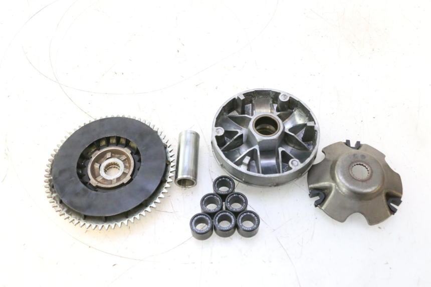 photo de VARIATOR PIAGGIO ZIP IGET 4T 50 (2021 - 2023) - Hoofdaanzicht