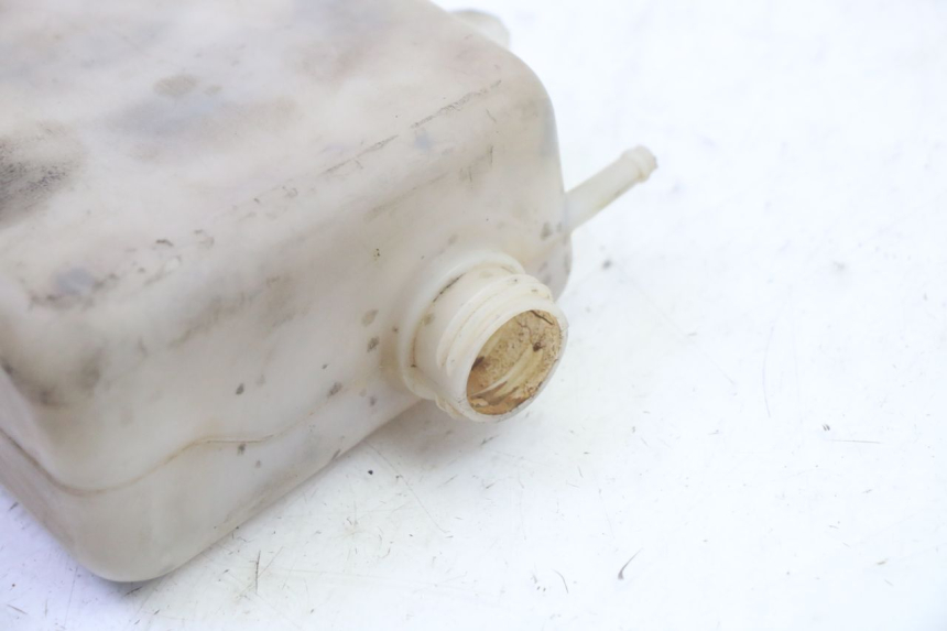 photo de EXPANSIEVAT KAWASAKI GPX R WARBIRD 600 (1988 - 1993) - Zoom op gebruiksstaat