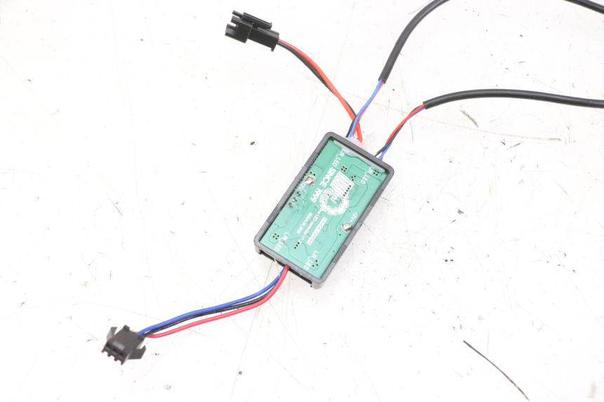 photo de STANDLICHT DUALTRON AMINIA 1 - Staat van het oppervlak