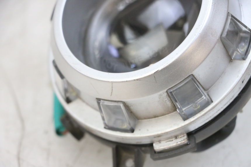 photo de STANDLICHT SYM CROX 4T 50 (2016 - 2023) - Zoom op gebruiksstaat