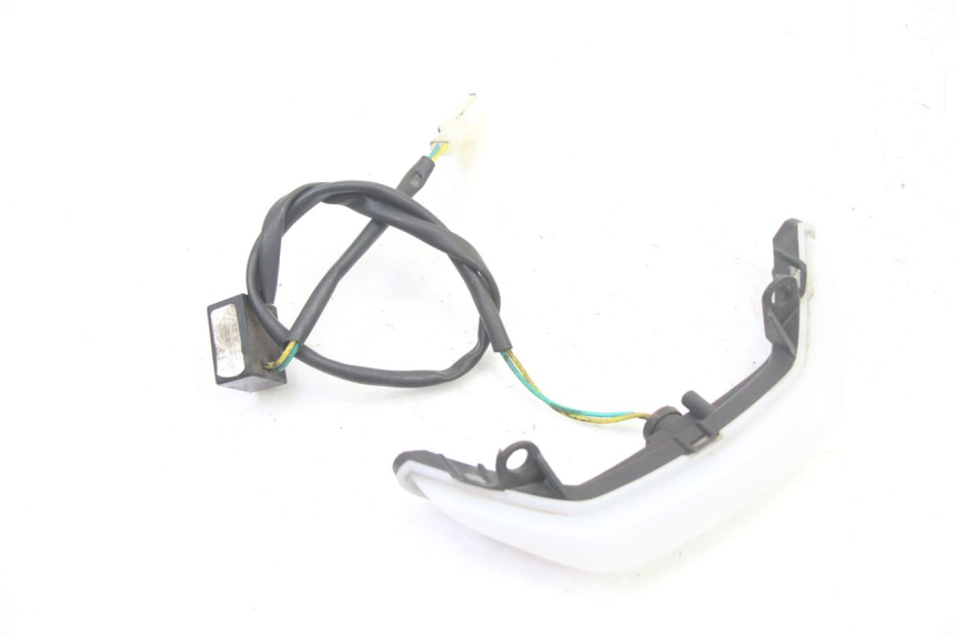 photo de STANDLICHT PEUGEOT KISBEE 4T 50 (2018 - 2022) - Hoofdaanzicht