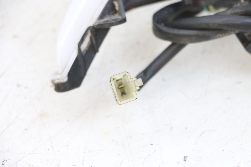 photo de STANDLICHT PEUGEOT KISBEE 4T 50 (2018 - 2022) - Detail van het onderdeel