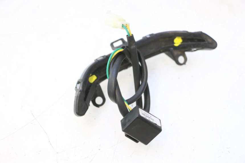photo de STANDLICHT PEUGEOT KISBEE 4T 50 (2023 - 2026) - Bevestigingspunten