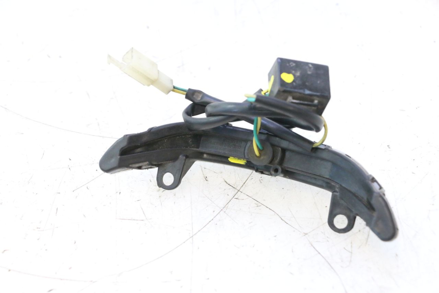 photo de STANDLICHT PEUGEOT KISBEE 4T 50 (2018 - 2022) - Detail van het onderdeel