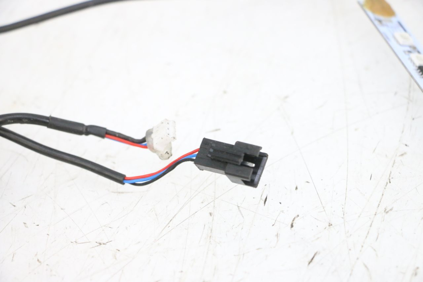 photo de STANDLICHT DUALTRON MINI SPECIAL 1 - Staat van het oppervlak