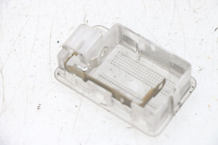 photo de STANDLICHT PIAGGIO MP3 HPE 300 (2019 - 2026) - Zoom op gebruiksstaat