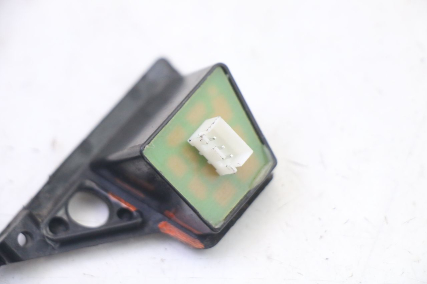 photo de STANDLICHT HERO S10 1 - Andere kijkhoek