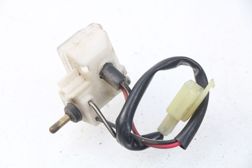 photo de STANDLICHT SUZUKI UC EPICURO 125 (1999 - 2003) - Zoom op gebruiksstaat