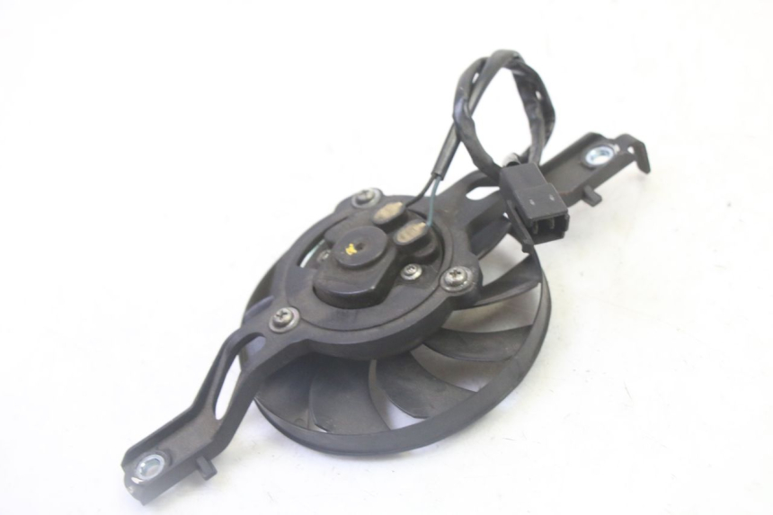 photo de VENTILATOR SUZUKI BURGMAN 125 (2007 - 2014) - Andere kijkhoek