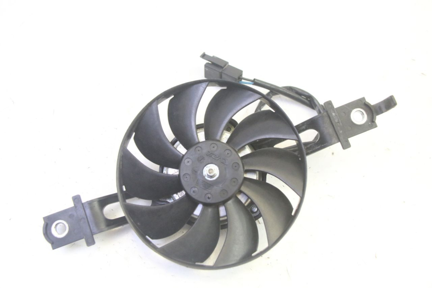 photo de VENTILATOR SUZUKI BURGMAN 125 (2007 - 2014) - Detail van het onderdeel