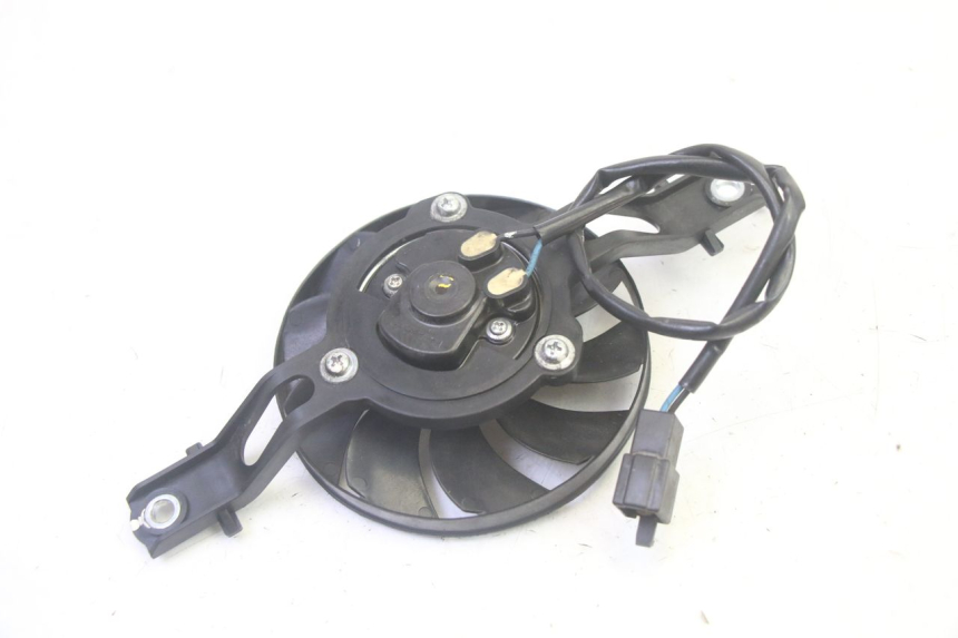 photo de VENTILATOR SUZUKI BURGMAN 125 (2007 - 2014) - Zoom op gebruiksstaat