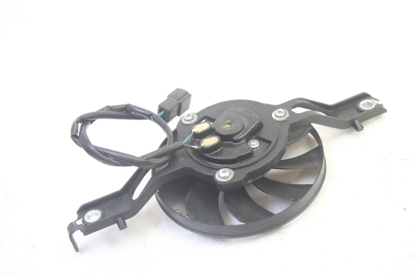 photo de VENTILATOR SUZUKI BURGMAN 125 (2007 - 2014) - Andere kijkhoek