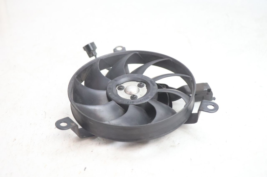 photo de VENTILATOR SUZUKI BURGMAN EXECUTIVE ABS 650 (2006 - 2012) - Zoom op gebruiksstaat