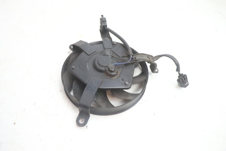 photo de VENTILATOR SUZUKI BURGMAN EXECUTIVE ABS 650 (2006 - 2012) - Andere kijkhoek