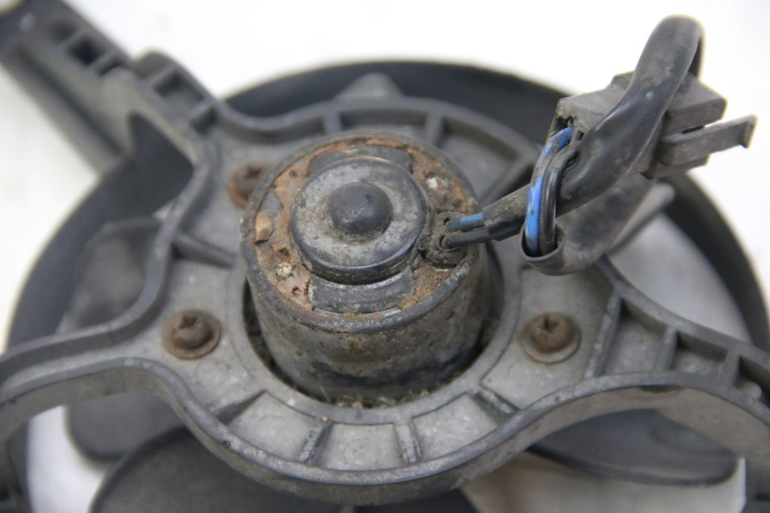 photo de VENTILATOR KYMCO DINK STREET 125 (2009 - 2014) - Detail van het onderdeel