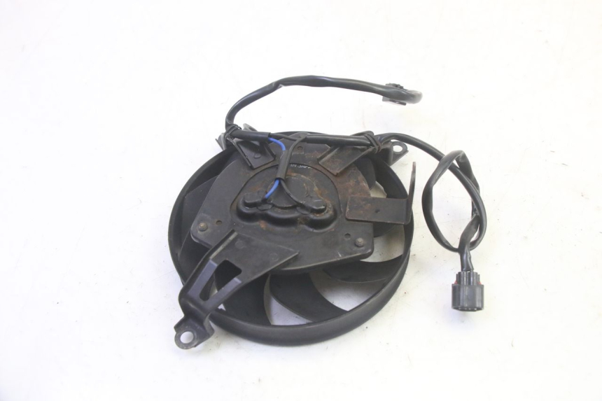 photo de VENTILATOR SUZUKI DL V STROM 1000 (2002 - 2007) - Detail van het onderdeel