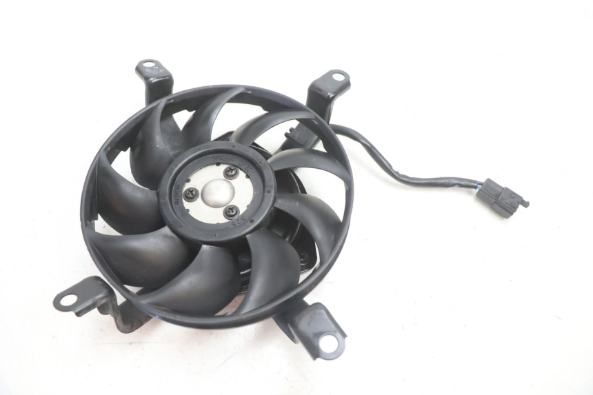 photo de VENTILATOR KAWASAKI ER-6 ER6 N 650 (2005 - 2009) - Hoofdaanzicht