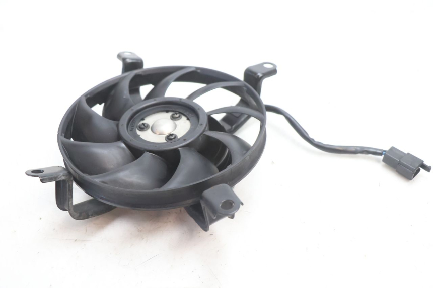 photo de VENTILATOR KAWASAKI ER-6 ER6 N 650 (2005 - 2009) - Detail van het onderdeel