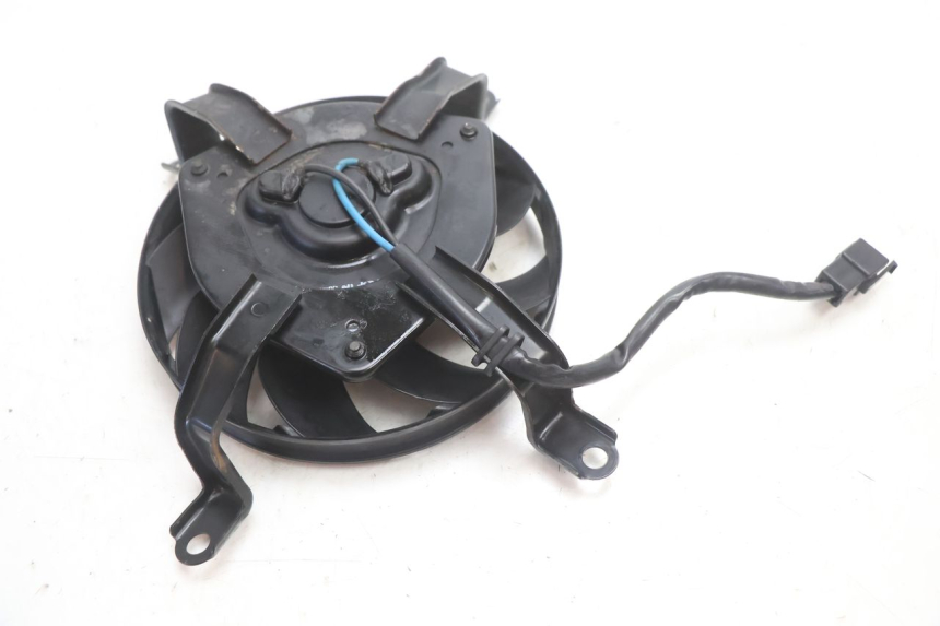 photo de VENTILATOR KAWASAKI ER-6 ER6 N 650 (2005 - 2009) - Zoom op gebruiksstaat
