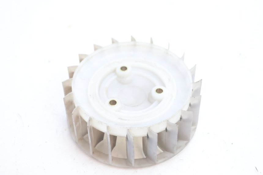 photo de VENTILATOR MBK EVOLIS 80 (1993 - 1999) - Andere kijkhoek