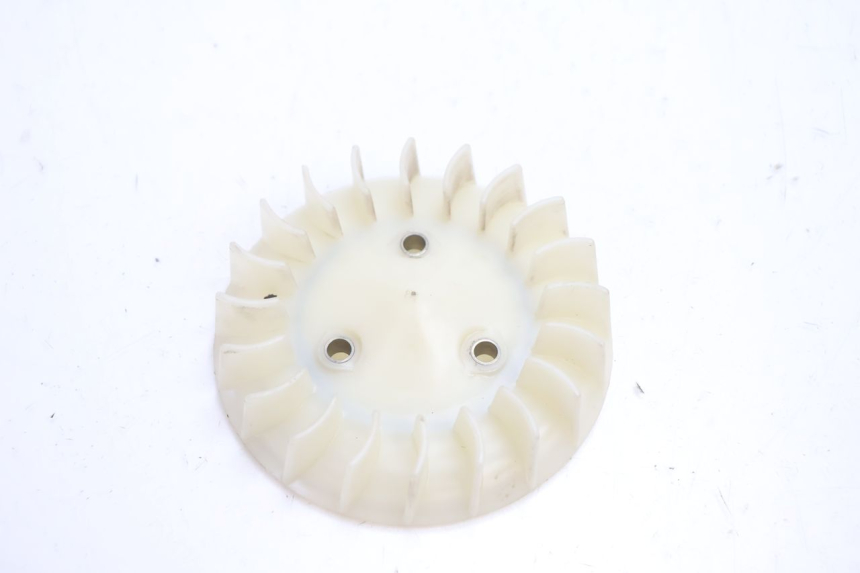 photo de VENTILATOR KEEWAY F-ACT NAKED 50 (2009 - 2014) - Hoofdaanzicht