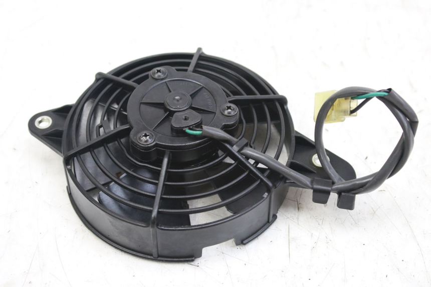 photo de VENTILATOR HONDA FES S-WING SWING ABS 125 (2007 - 2015) - Detail van het onderdeel