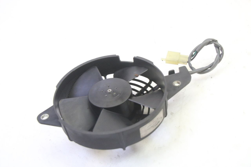 photo de VENTILATOR HONDA FES S-WING SWING ABS 125 (2007 - 2015) - Detail van het onderdeel