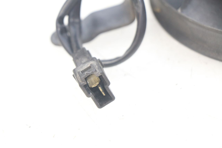 photo de VENTILATOR YAMAHA FJR ABS 1300 (2006 - 2012) - Zoom op gebruiksstaat