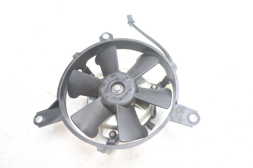 photo de VENTILATOR HONDA FJS SILVER WING SILVERWING 400 (2005 - 2008) - Hoofdaanzicht