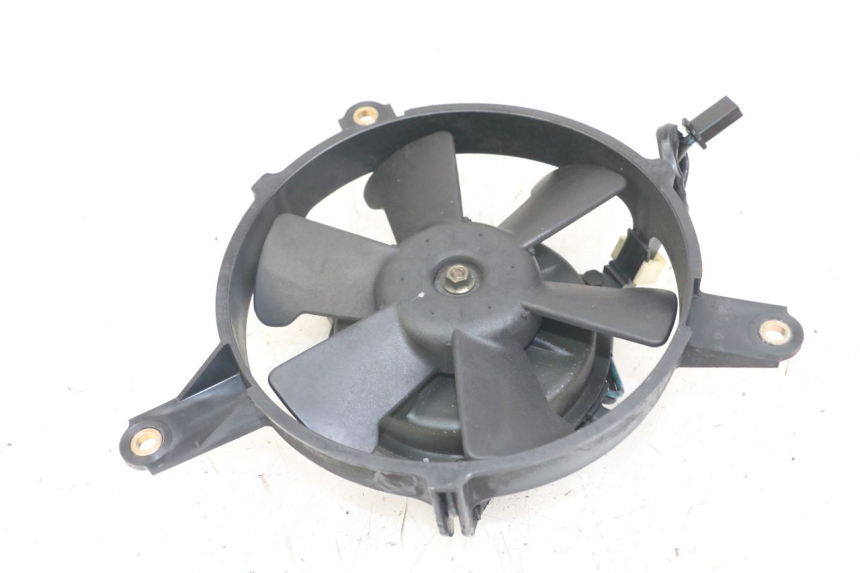 photo de VENTILATOR HONDA FJS SILVERWING SILVER WING 600 (2001 - 2010) - Hoofdaanzicht