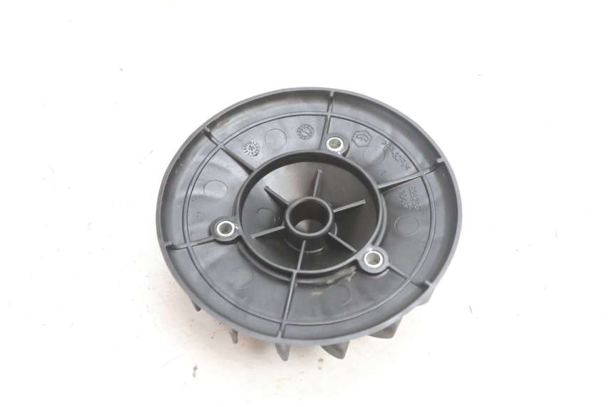 photo de VENTILATOR PIAGGIO FLY 2T 50 (2004 - 2017) - Zoom op gebruiksstaat