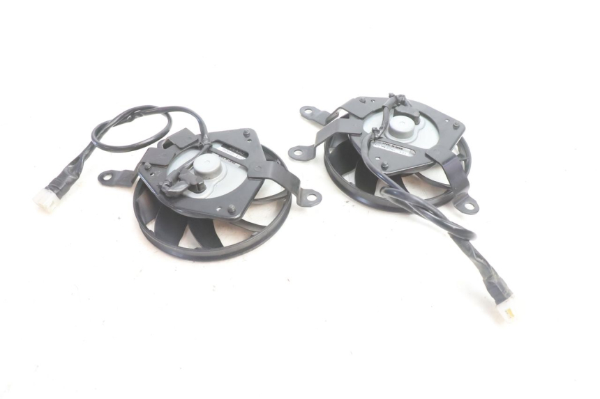photo de VENTILATOR YAMAHA FZ8 800 (2010 - 2016) - Andere kijkhoek