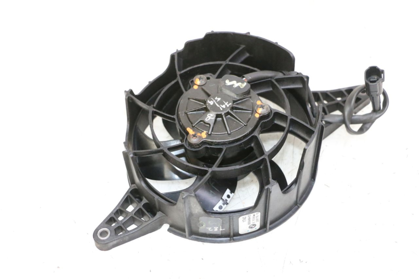 photo de VENTILATOR BMW G310 R 310 (2016 - 2020) - Technische close-up