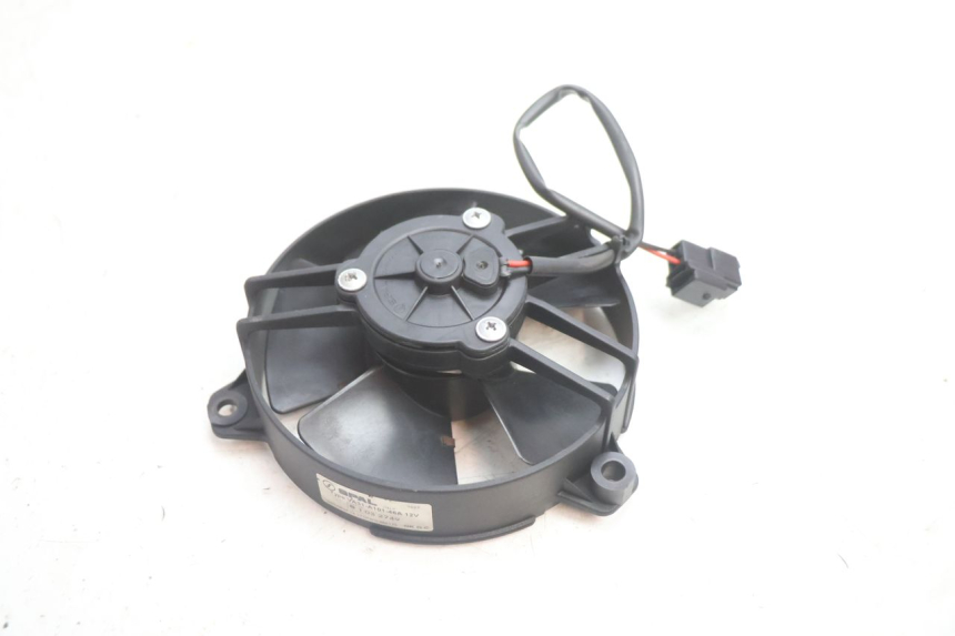 photo de VENTILATOR GILERA GP 800 (2007 - 2013) - Zoom op gebruiksstaat