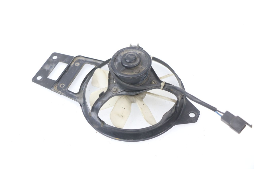 photo de VENTILATOR KAWASAKI GPZ S 500 (1994 - 2005) - Zoom op gebruiksstaat