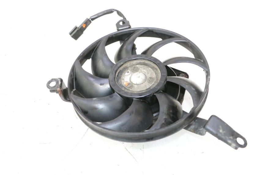 photo de VENTILATOR SUZUKI GSR 600 (2005 - 2012) - Detail van het onderdeel