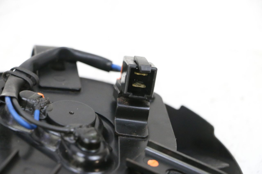 photo de VENTILATOR SUZUKI GSXR GSX-R 1000 (2003 - 2004) - Zoom op gebruiksstaat