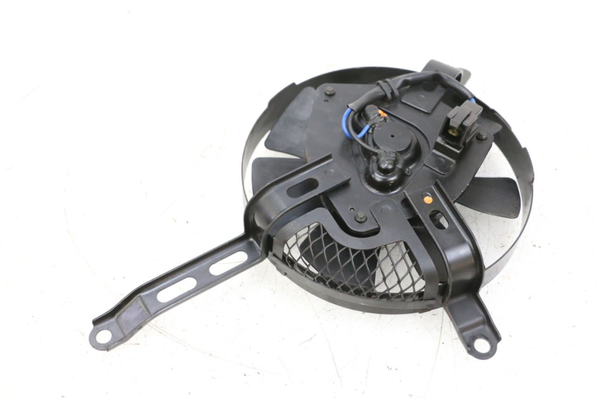 photo de VENTILATOR SUZUKI GSXR GSX-R 1000 (2003 - 2004) - Andere kijkhoek