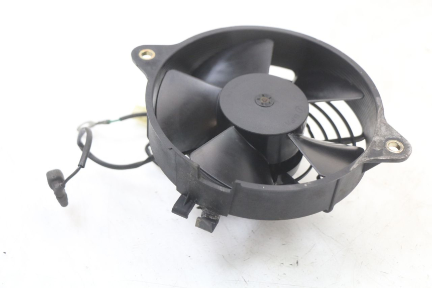 photo de VENTILATOR HONDA NES AROBASE 125 (2000 - 2003) - Detail van het onderdeel