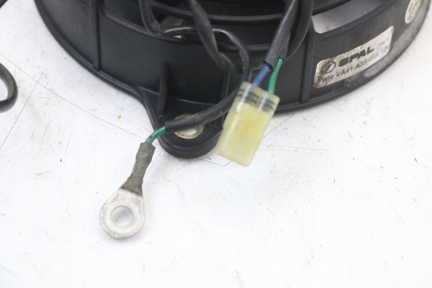 photo de VENTILATOR HONDA NES AROBASE 125 (2000 - 2003) - Bevestigingspunten