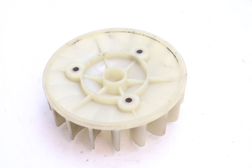 photo de VENTILATOR PEUGEOT KISBEE 2T 50 (2010 - 2017) - Zoom op gebruiksstaat