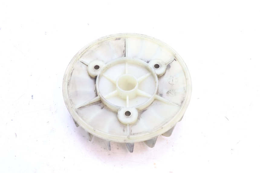 photo de VENTILATOR PEUGEOT KISBEE 2T 50 (2010 - 2017) - Andere kijkhoek