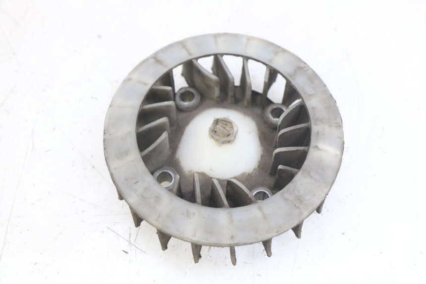 photo de VENTILATOR PEUGEOT KISBEE 4T 50 (2010 - 2017) - Hoofdaanzicht