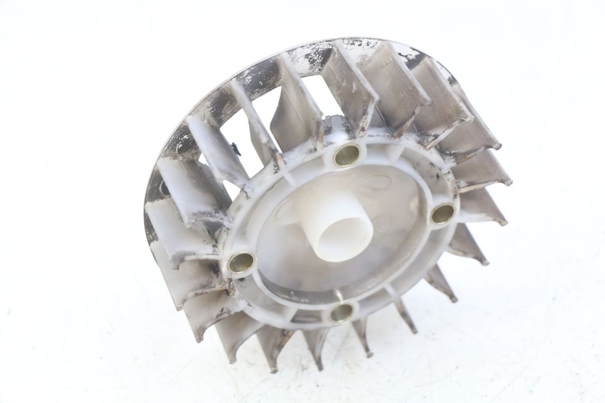 photo de VENTILATOR PEUGEOT KISBEE 4T 50 (2018 - 2022) - Zoom op gebruiksstaat