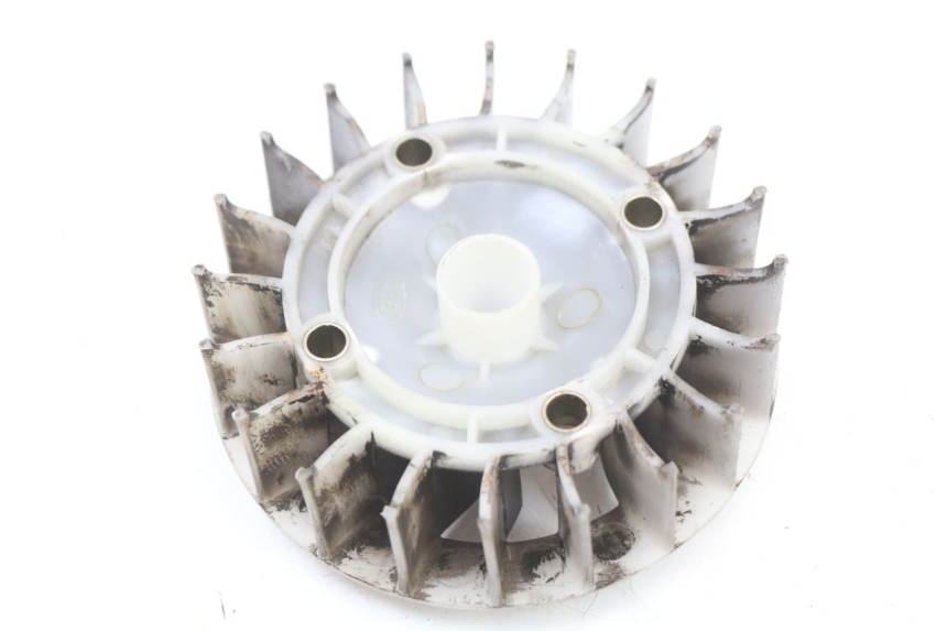 photo de VENTILATOR PEUGEOT KISBEE 4T 50 (2018 - 2022) - Zoom op gebruiksstaat